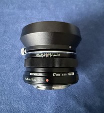 Olympus M.Zuiko Digital 17mm F/1.8*V.1*Schwarz*Inkl. Haube*Sehr Guter Zustand*
