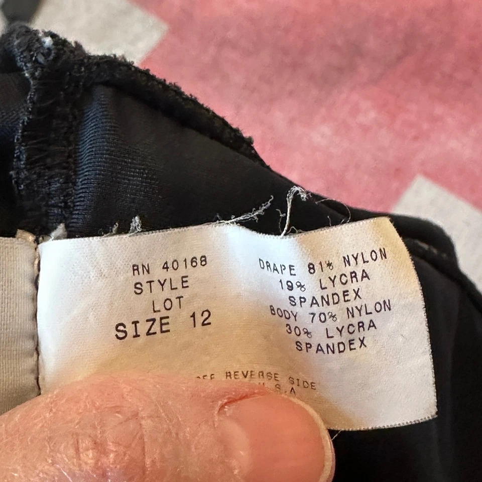 Traje de baño Miraclesuit de una pieza control de barriga acanalado negro clásico modelado talla 12 Foto 4 de 4