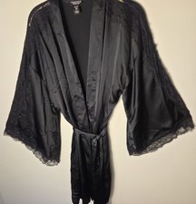 Victoria's Secret Luxe Satin Lace Inset Robe Black Short Wrap Kimono Style M/L