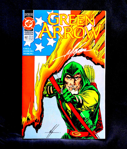 GREEN ARROW #62 SIGNED BY ARTIST MIKE GRELL