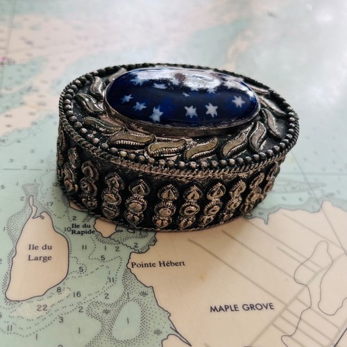 Vintage Millefiori Glass and Silver Plated Ring / Pill Box - Bild 1 von 7
