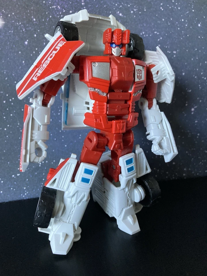 Hasbro Transformers Combiner Wars First Aid Deluxe Class Figure Defensor CW G1 - Image 2 of 4
