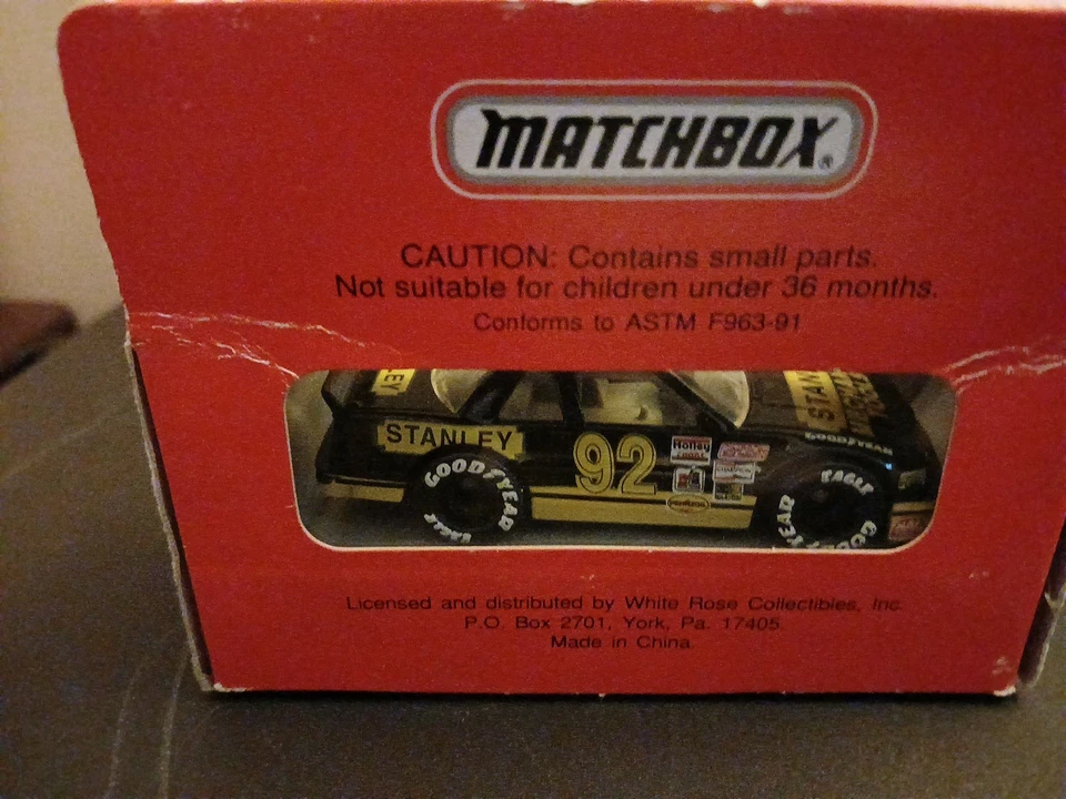 Match Box Super Stars DC 1/64 Nascar #92 Stanley Tools #92 Hut Stricklin - Image 2 of 2