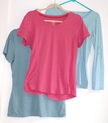 Lot Three Medium Tops Women Athleisure Gap RBX 32 Cool 2 Blue 1 Pink Roll Tab 1