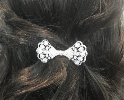 New Silver Rhinestone & Crystal Bow 2 1/2 display picture 2