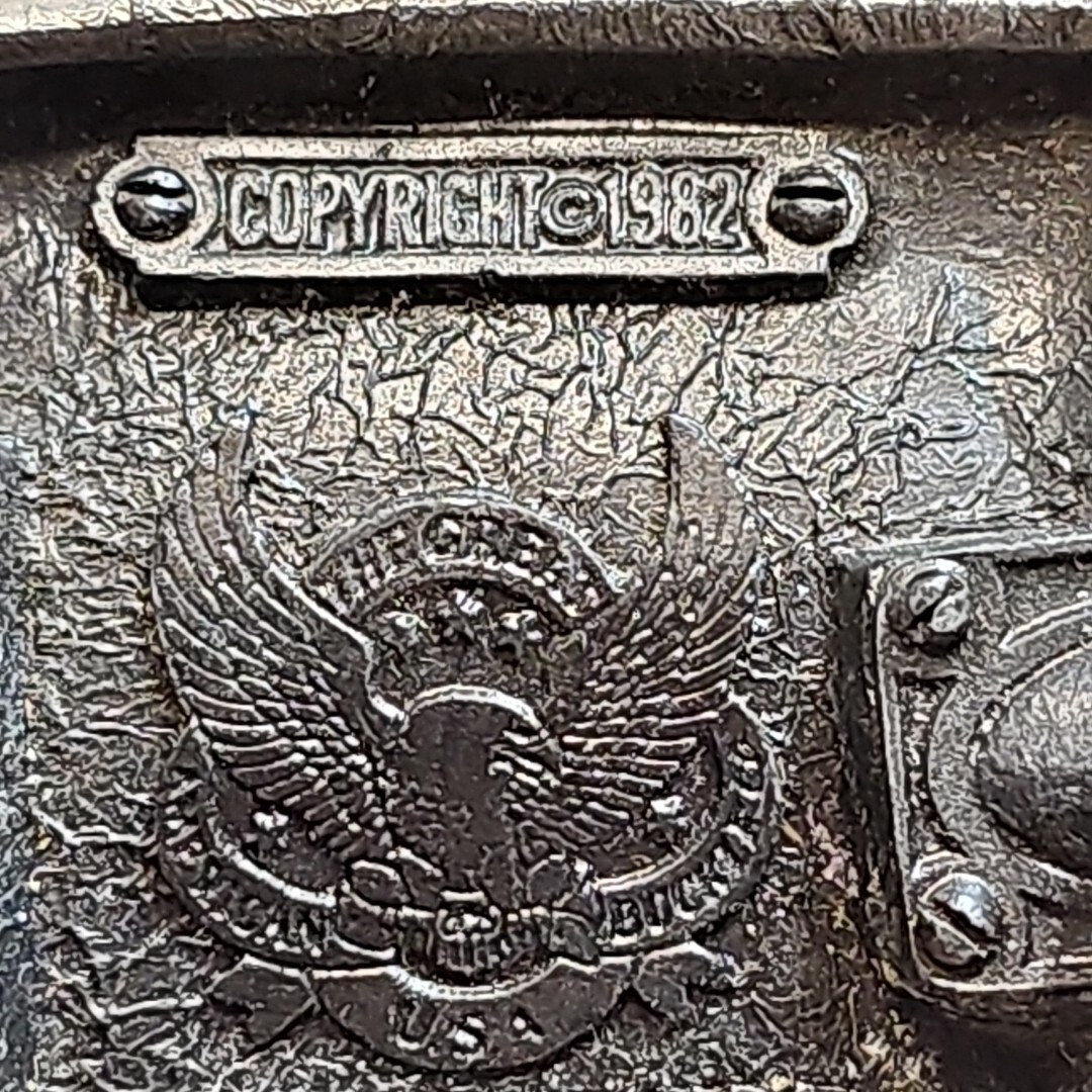 1982 PACRAT SCORE MORE PACMAN VIDEO GAME BELT BUCKLE Gem