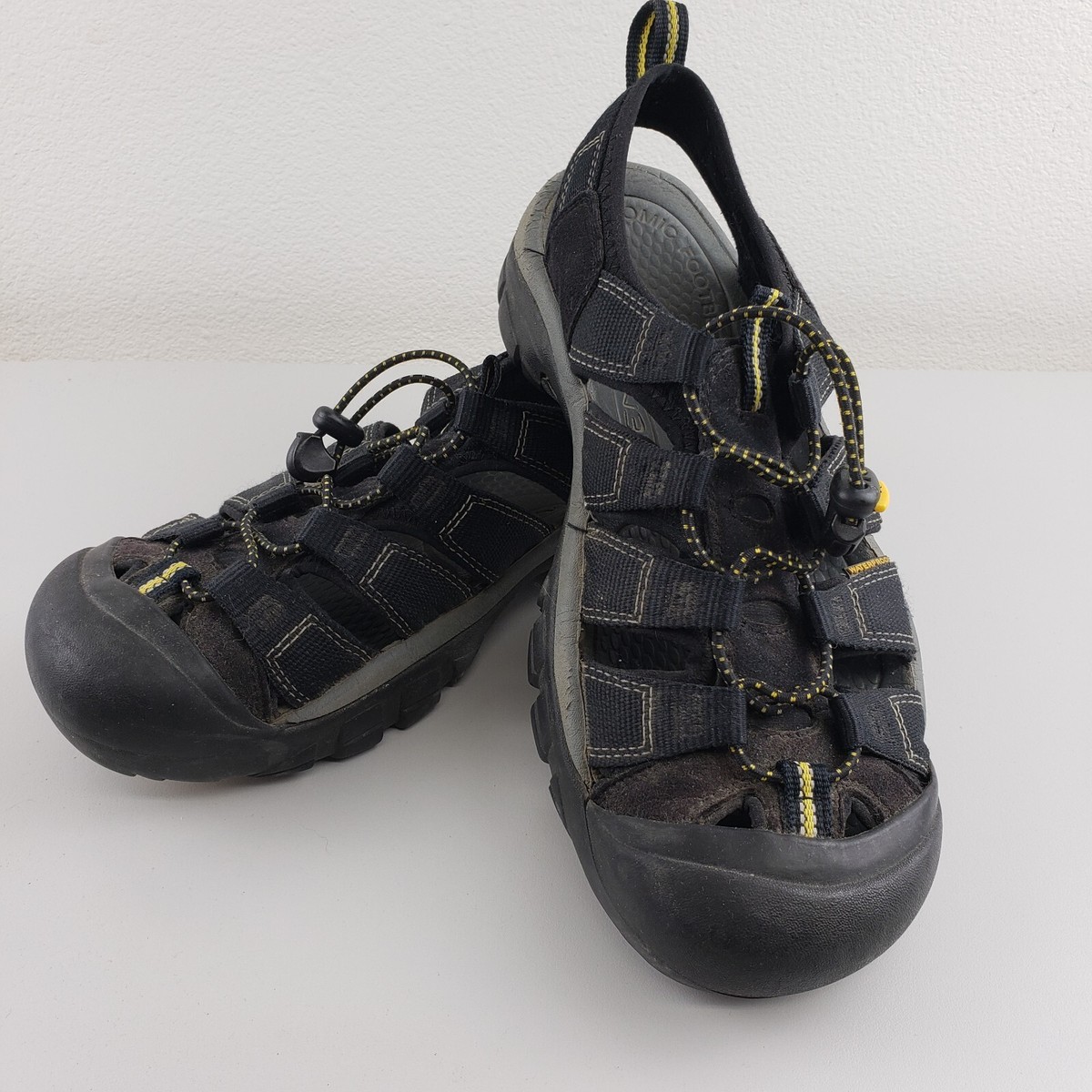KEEN Newport Black Sport Sandals Mens Size 10.5 KEEN Newport H2 Mens 11 Black Sandals Closed Toe Summer  main image 2