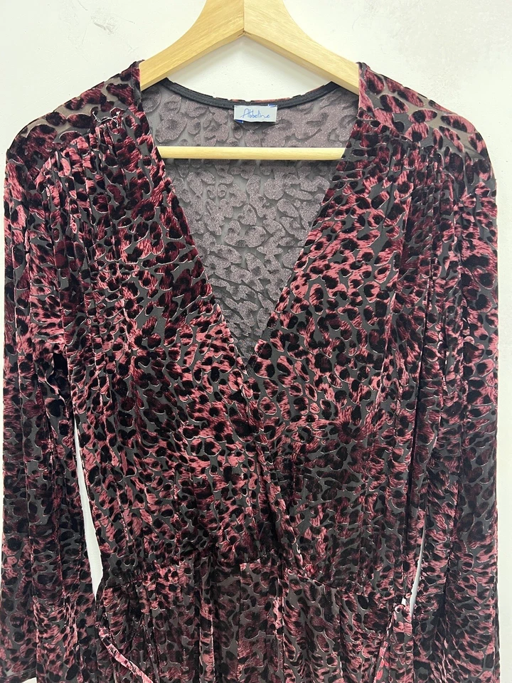 Mameluco Anthropologie Abbeline Manga 3/4 Terciopelo Estampado Leopardo Borgoña Talla,S Foto 2 de 4