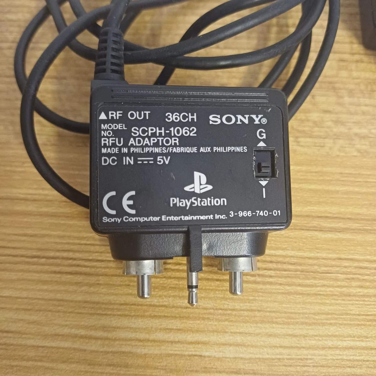 Adaptador RFU RF Sony PlayStation 1 SCPH-1062 negro conector de consola con cable
