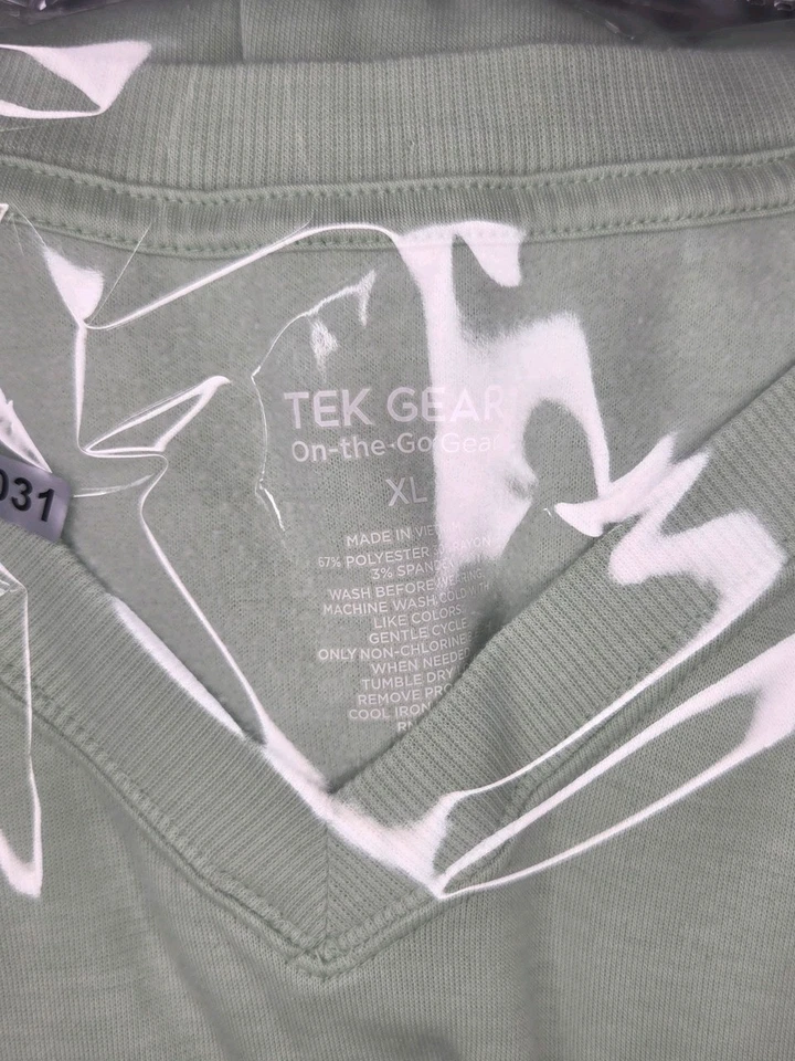 Moletom Tek Gear feminino verde claro gola V manga longa tamanho: XL cabincore - Imagem 2 de 4