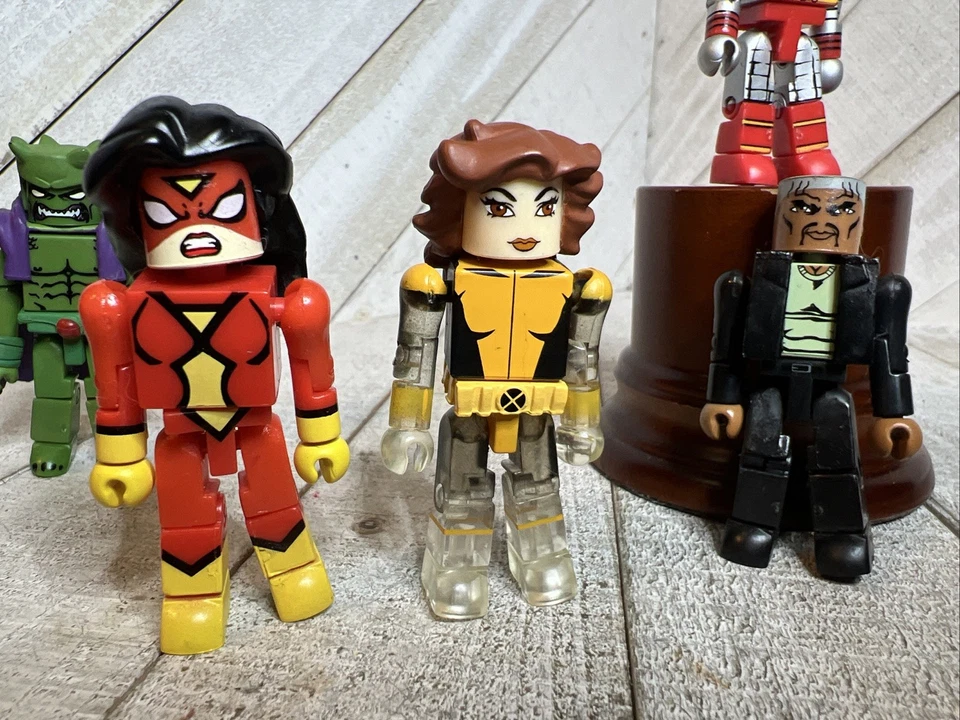 Marvel Minimates Lote Surtido 7 X-men Capitán América Kitty Prye y Más Foto 3 de 4