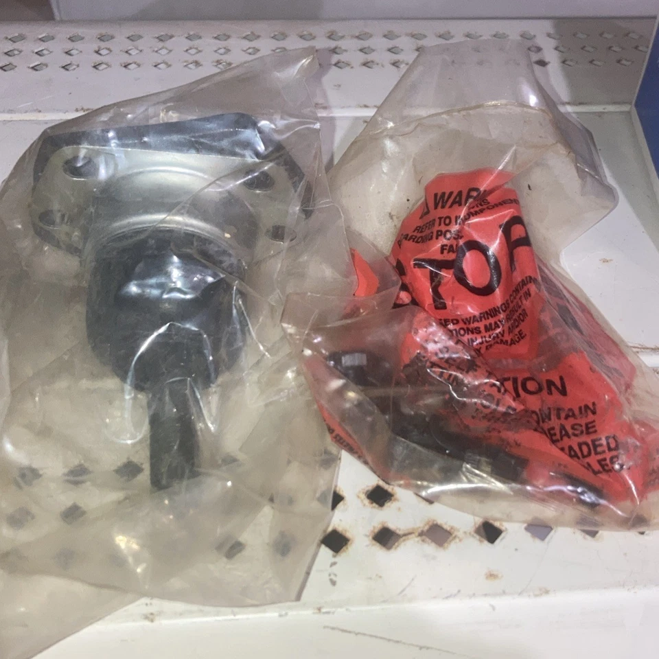 Junta de rótula de suspensión Elgin 1K5208; superior para 67-02 GM Camaro, Chevelle, S10 Foto 2 de 4