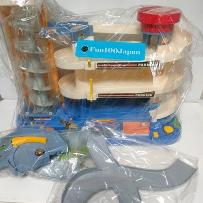 Tomica Super Auto Tomikabiru Building TAKARA TOMY multi-storey car park Garage