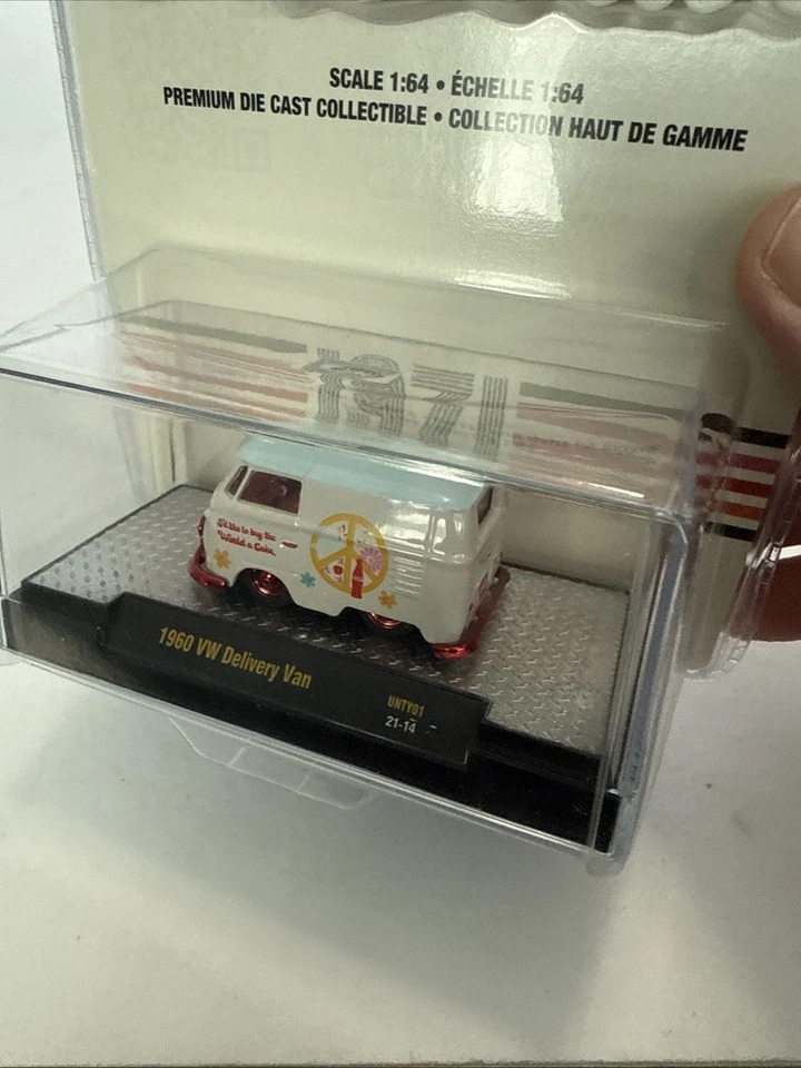 M2 Machines Coca Cola Coke 1960 VW Volkswagen Delivery Van Diecast Chase /750 - Image 3 of 4