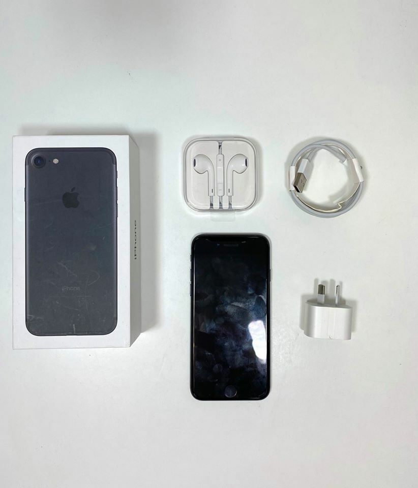 Apple iPhone 7 Black 128GB Unlocked with Box - Can post