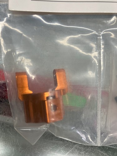 GPM SCX019 C-Hub for SCX10 Orange - Picture 5 of 7