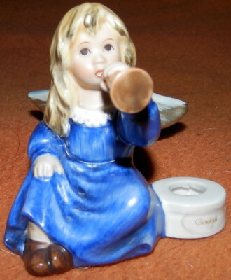 Goebel Weihnachts-Engel m. Trompete oä. und Kerzenhalter - 8cm - NEUwertig