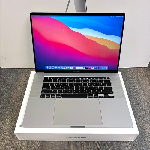 Apple MacBook Pro 16 pouces 2,3 GHz 8 cœurs i9 16 Go SSD 1 To 2019/2020 A2141 5500 M - Photo 13/15