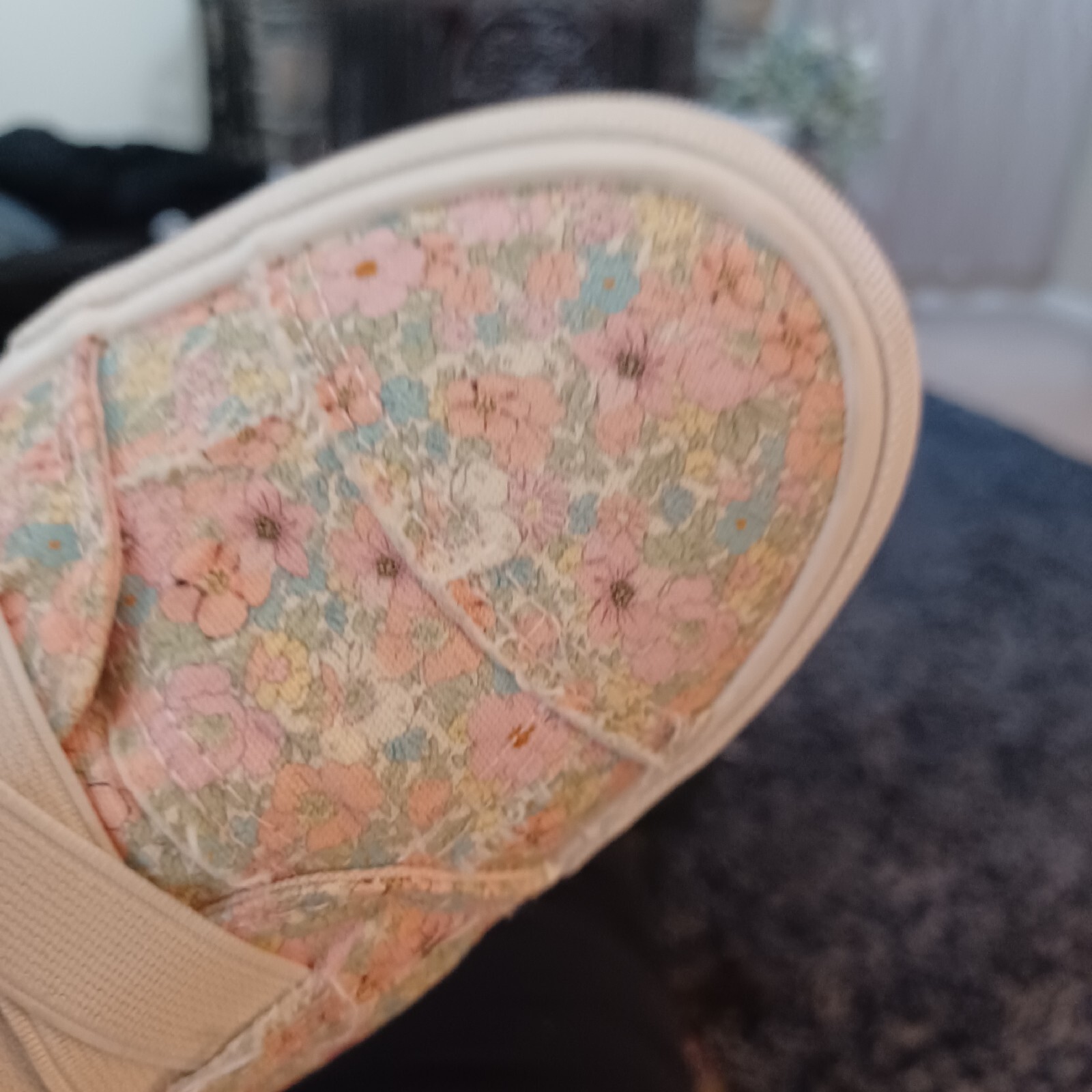 Blowfish Malibu Marley Sneaker Women's Floral Canvas Slip On Shoes Sz. 7.5