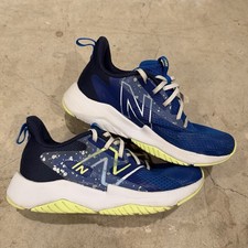 New Balance Unisex-child Rave Run V2 Lace-Up Blue Yellow Sneaker Tennis Shoe 4.5