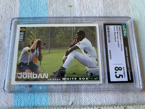 1995 Upper Deck Collector's Choice Michael Jordan Gold Signature #500 PSA 8.5