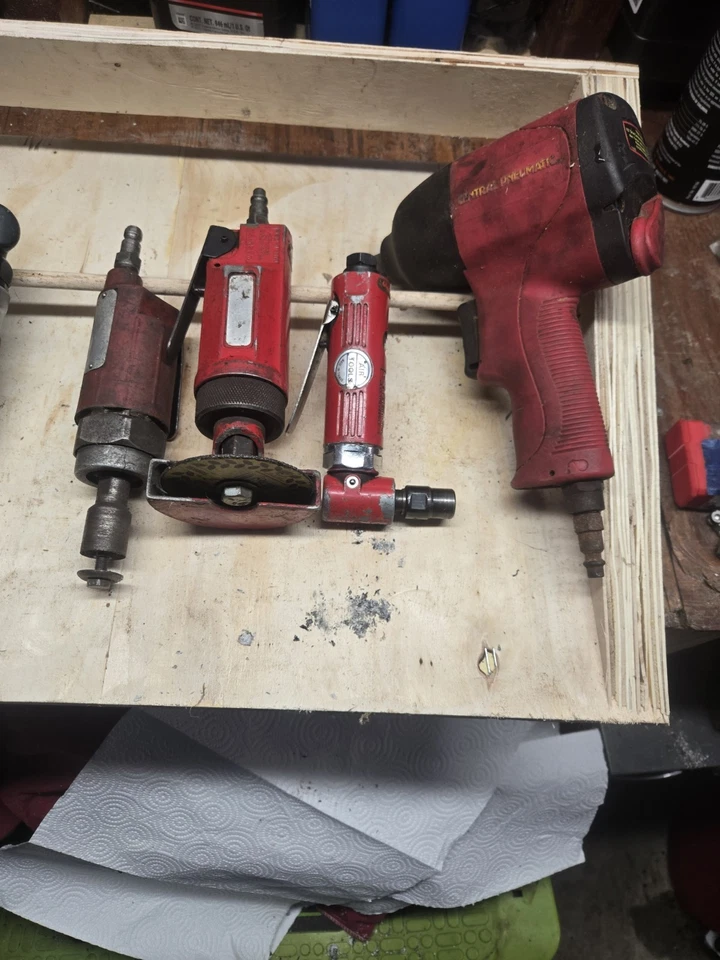 Lote de herramientas neumáticas neumáticas Foto 2 de 4