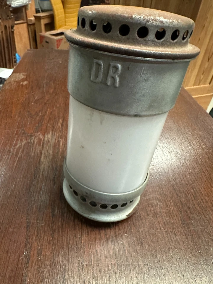 alte Notbeleuchtungsleuchte der Deutschen Reichsbahn TE1270