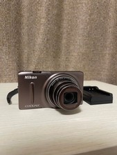 Nikon COOLPIX S9500 fotocamera digitale compatta marrone seppia ottime condizioni
