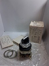 ALLEN BRADLEY 800T-J2KA7B SELECTOR SWITCH 3 POS MAIN 2NO/2NC SERIES T NIB