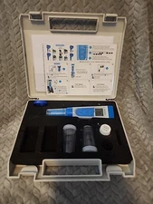 Apera Instruments PH60 Series Premium Pocket pH Tester Kit Pre-owned 
