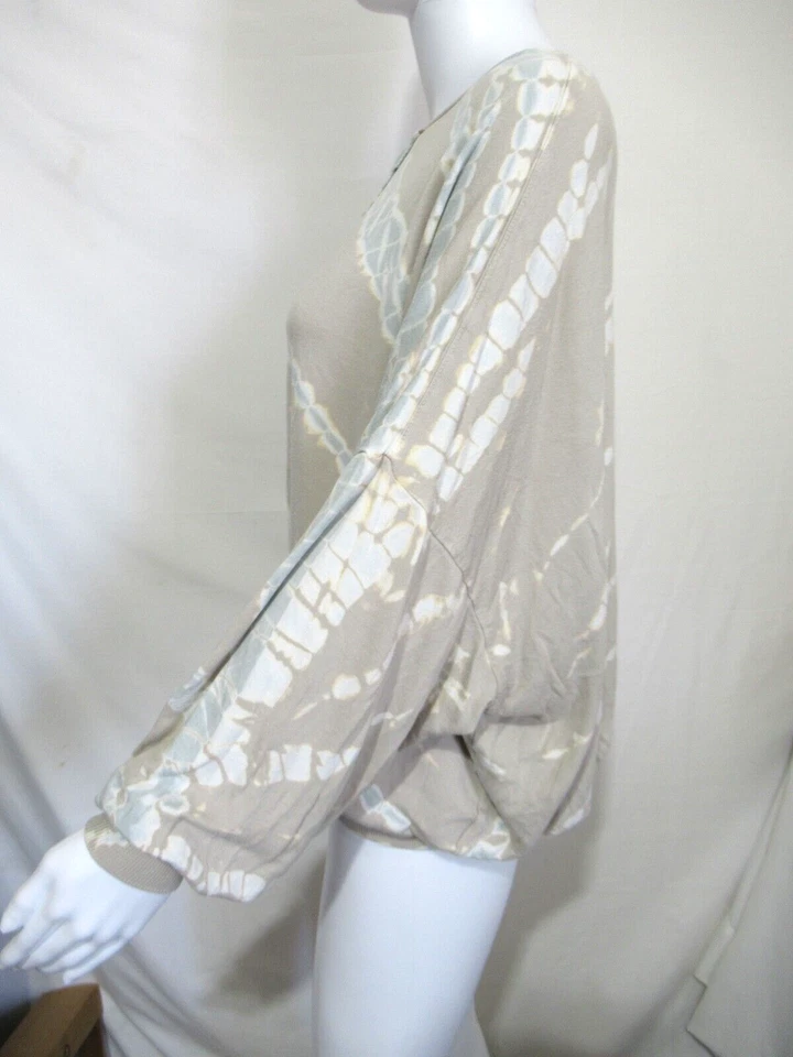 Young Fabulous & Broke Small Dolman Sleeve Tan/Blue Tie Dye Cropped Sweatshirt - Image 4 of 4