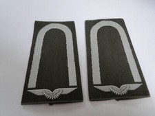 1 Paar Bundeswehr Rangschlaufen Unteroffizier   Luftwaffe weiß in Oliv