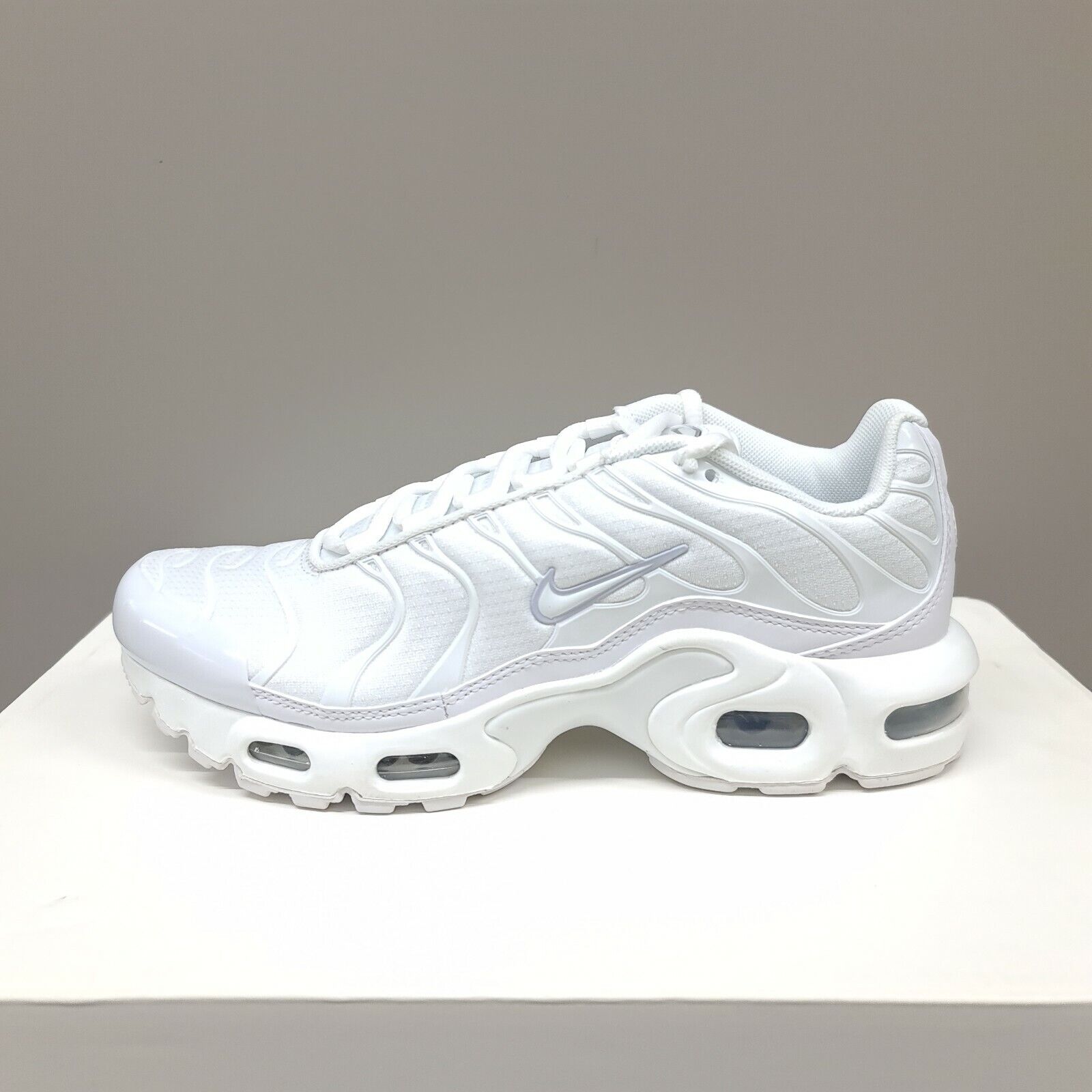 NIKE AIR MAX PLUS TN "WHITE-METALLIC SILVER" (GS) (CW7044 100) VARIOUS SIZES |