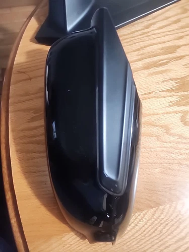 OEM Hyundai kona  Ultra Black MZH Right Passenger Side cover Mirror