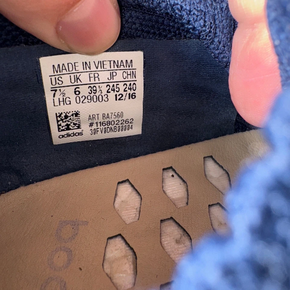 Adidas NMD_R2 PK Tenis a Lunares Colegiales Azul Marino Blanco Mujer 7.5 Clásico Foto 4 de 4