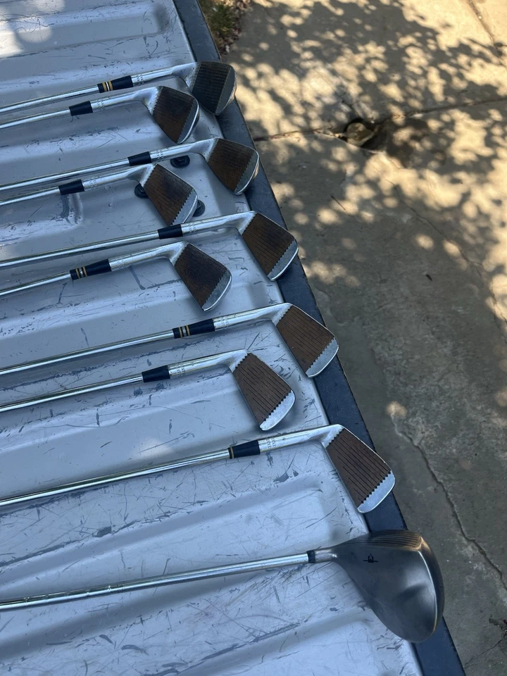 Juego de hierro MacGregor Tourney PT2 CF4000 diestro vintage Foto 3 de 3