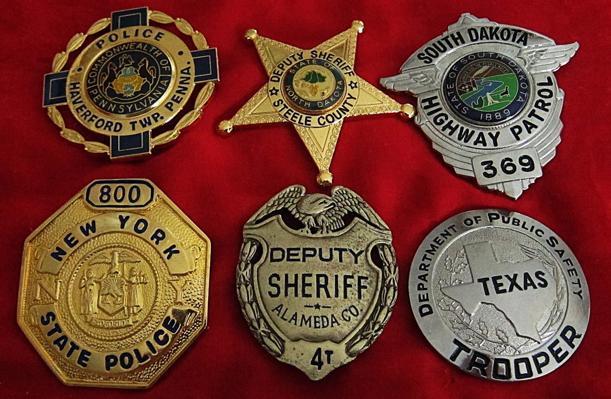 obsolete police badges, Convolut 6 x Abzeichen / OFFER / TOP Angebot !