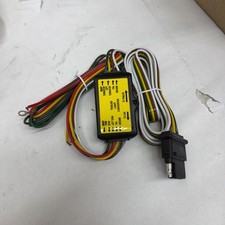 United Pacific 90620 Trailer Light Converter 5 To 4 Wires United Pacific 90620 Trailer Light Converter 5 To 4 Wires