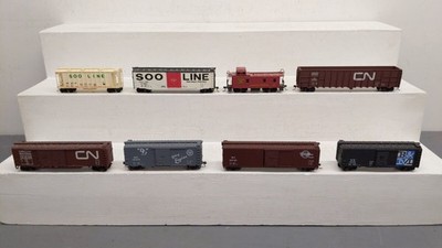 Athearn and Others HO Assorted Freight Cars 72901, 69260, 177850, 873623[8]