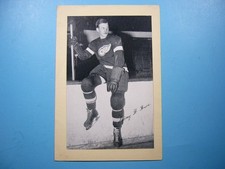 1934/43 BEEHIVE CORN SYRUP GROUP 1 NHL HOCKEY PHOTO SYD HOWE WINGS BEE HIVE