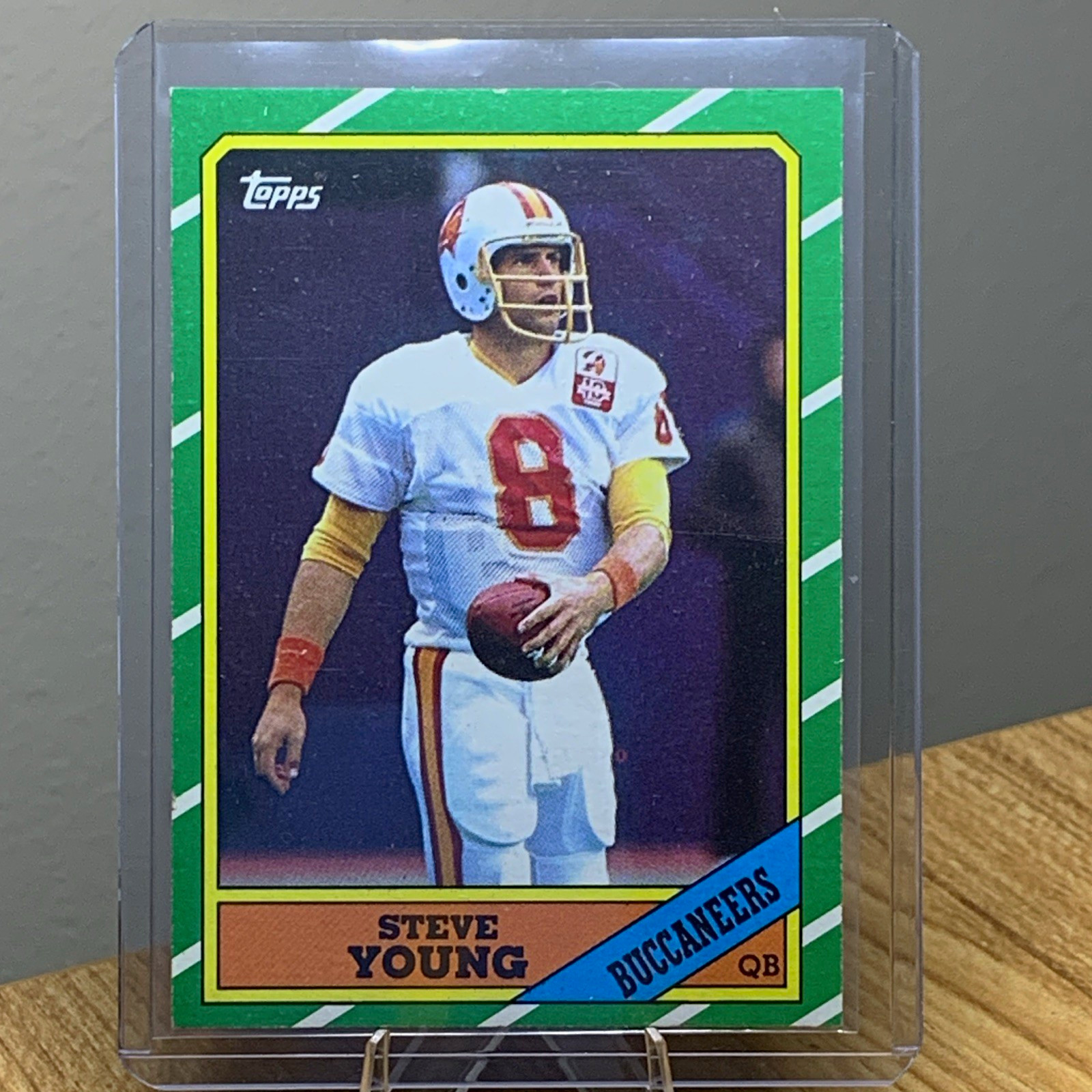Topps 1986 Steve Young #374 C* Copyright Line Tampa Bay Buccaneers RC Base