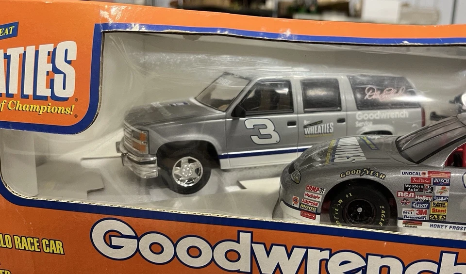 Goodwrench Wheaties Dale Earnhardt 1997 Brookfield Guild Diecast Car Set 1/24 - Image 2 of 4