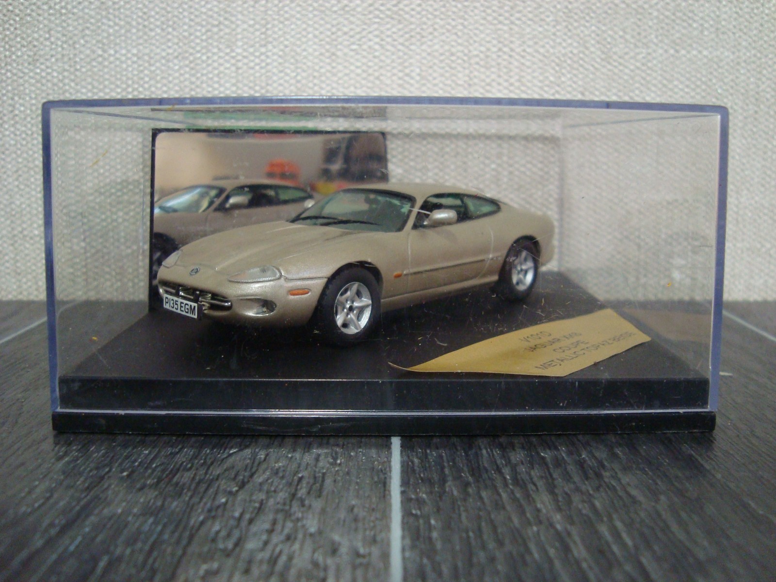 Vitesse Jaguar Xk8 Coupe 1:43 V101D