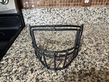 Riddell SpeedFlex Football Helmet SF-2EG-II Face Mask Black - VERY USED BEAT