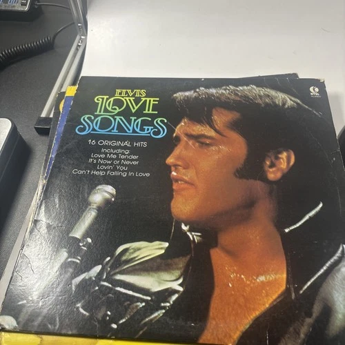 Elvis Presley Lot Of 8 Record Album Covers + 1 Vinyl LP  No Records Included