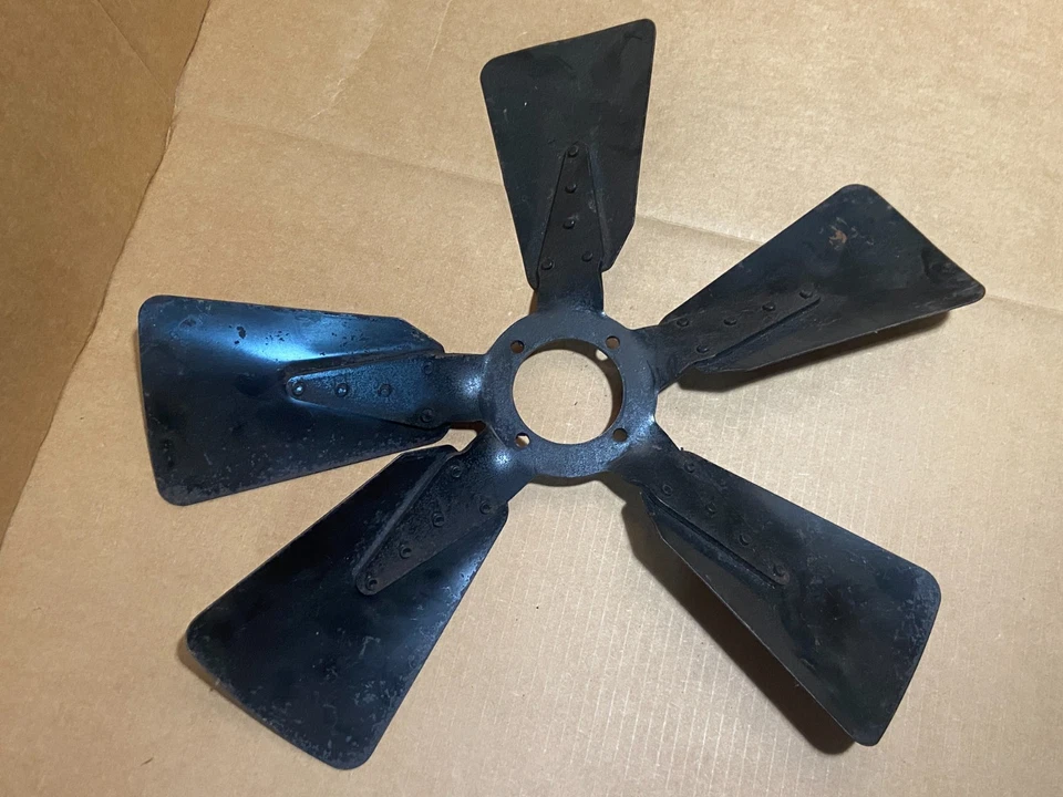 Ventilador de motor GM 1185095 - 5 aspas - 20" de diámetro - se adapta a algunos Buick 1971 1972 - Nuevo de Lote Antiguo Foto 4 de 4