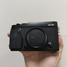 Fujifilm X Series X-E1 16.3MP Digital SLR Camera Only Body - Black/Silver