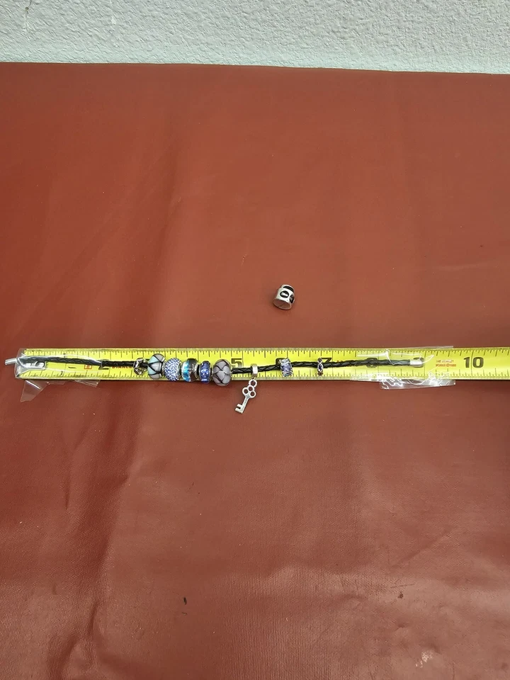 PERSONA Green Dbl. Pulsera envolvente de cuero trenzado y 925 dijes + ¡9 dijes de persona! Foto 3 de 4