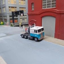 Custom Built 1/87 HO Scale 3D Printed Kenworth K1000 Cabover Semi Tractor
