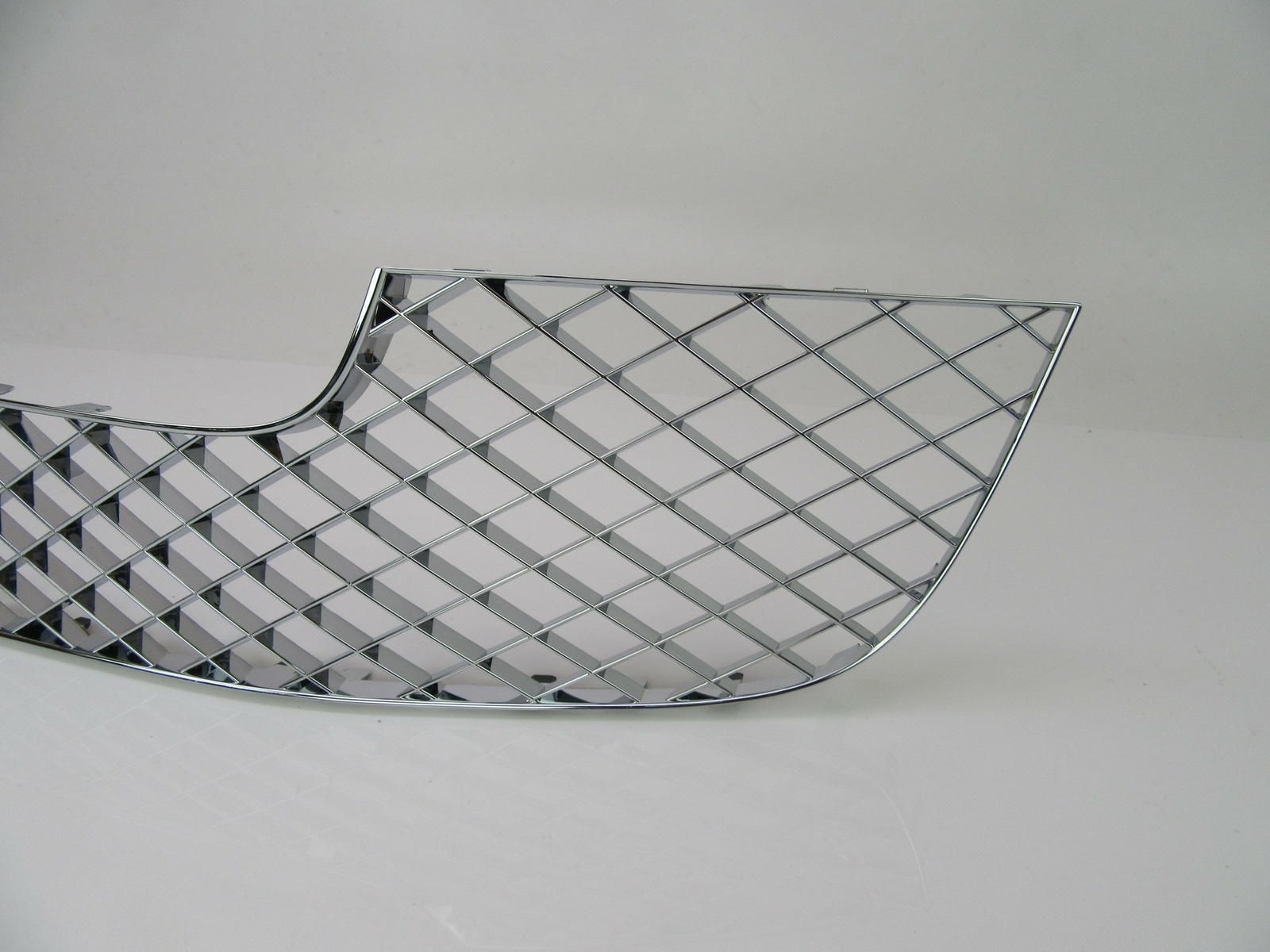 Bentley Continental Gt Gtc left front center bumper grill chrome 710